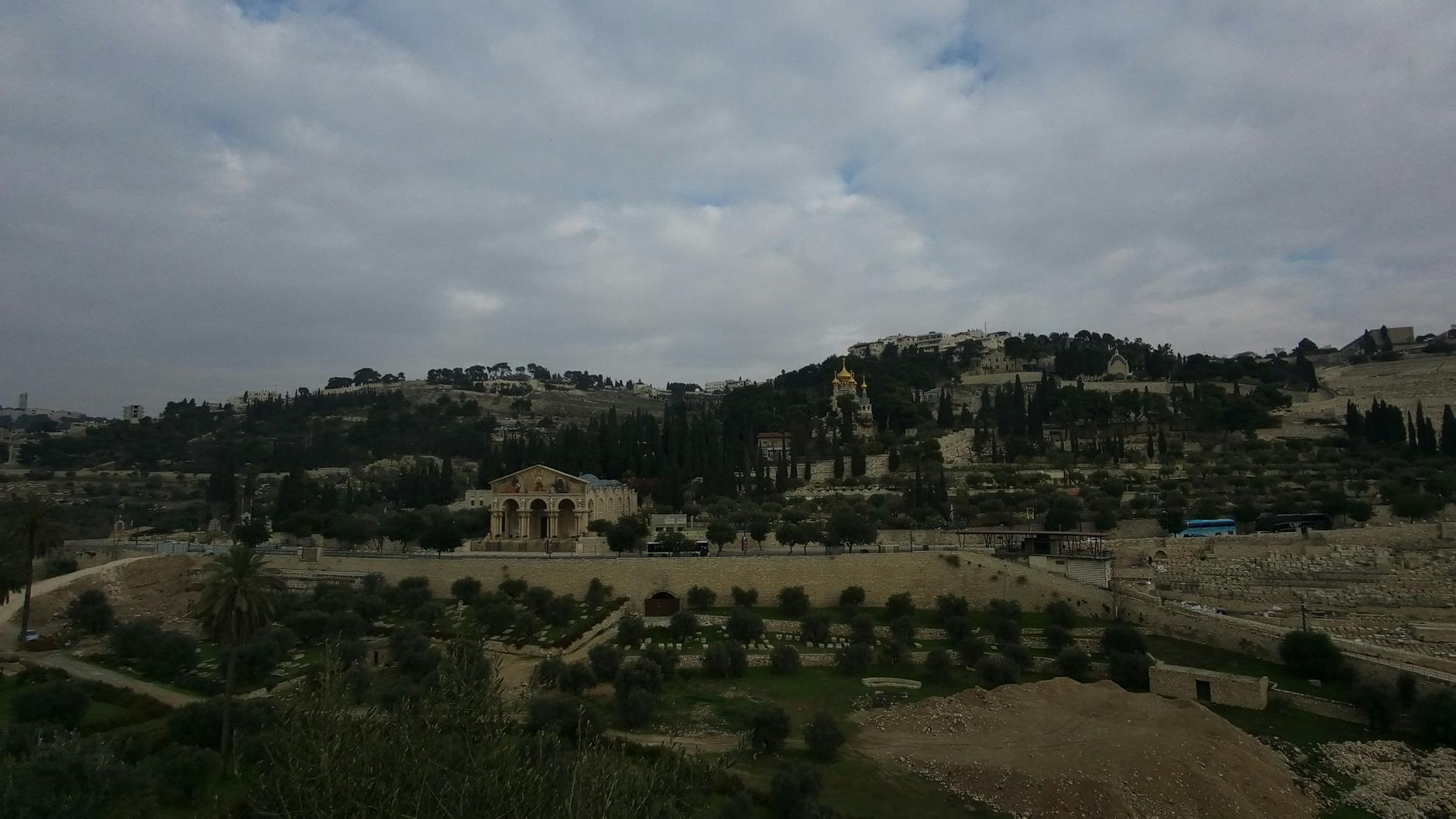Panoramic view of Jerusalem's Old City from the Mount of Olives, a free viewpoint